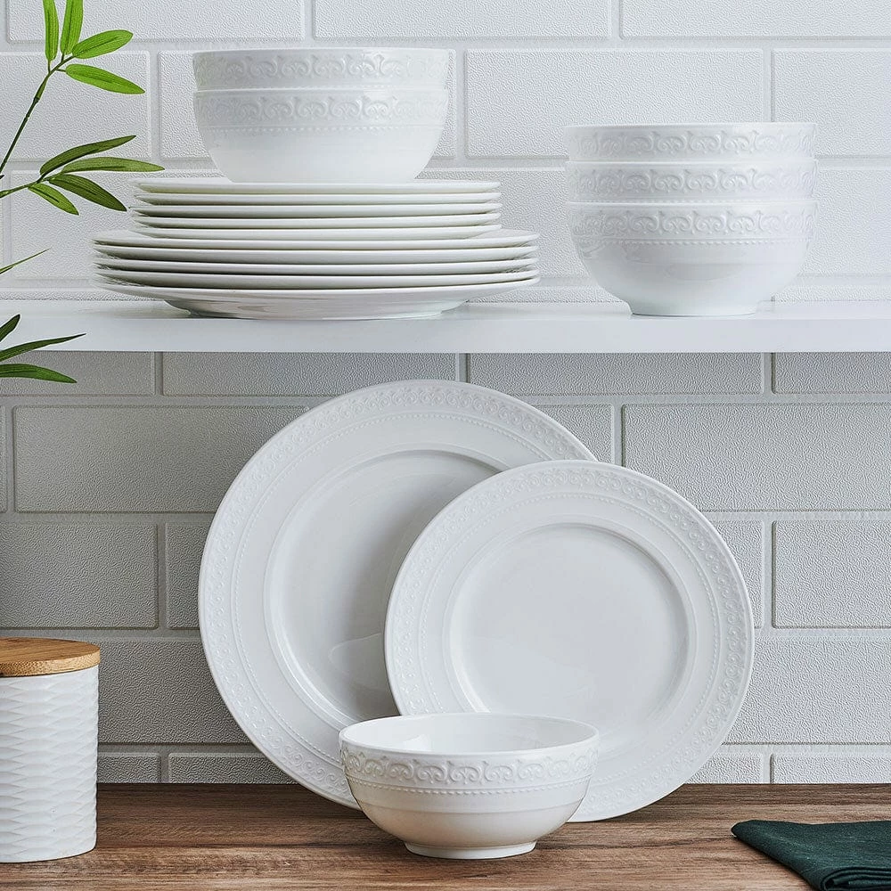 Promo 🌟 Mikasa® Crown 18 Piece Dinnerware Set, Service for 6 ⭐ - Image 3