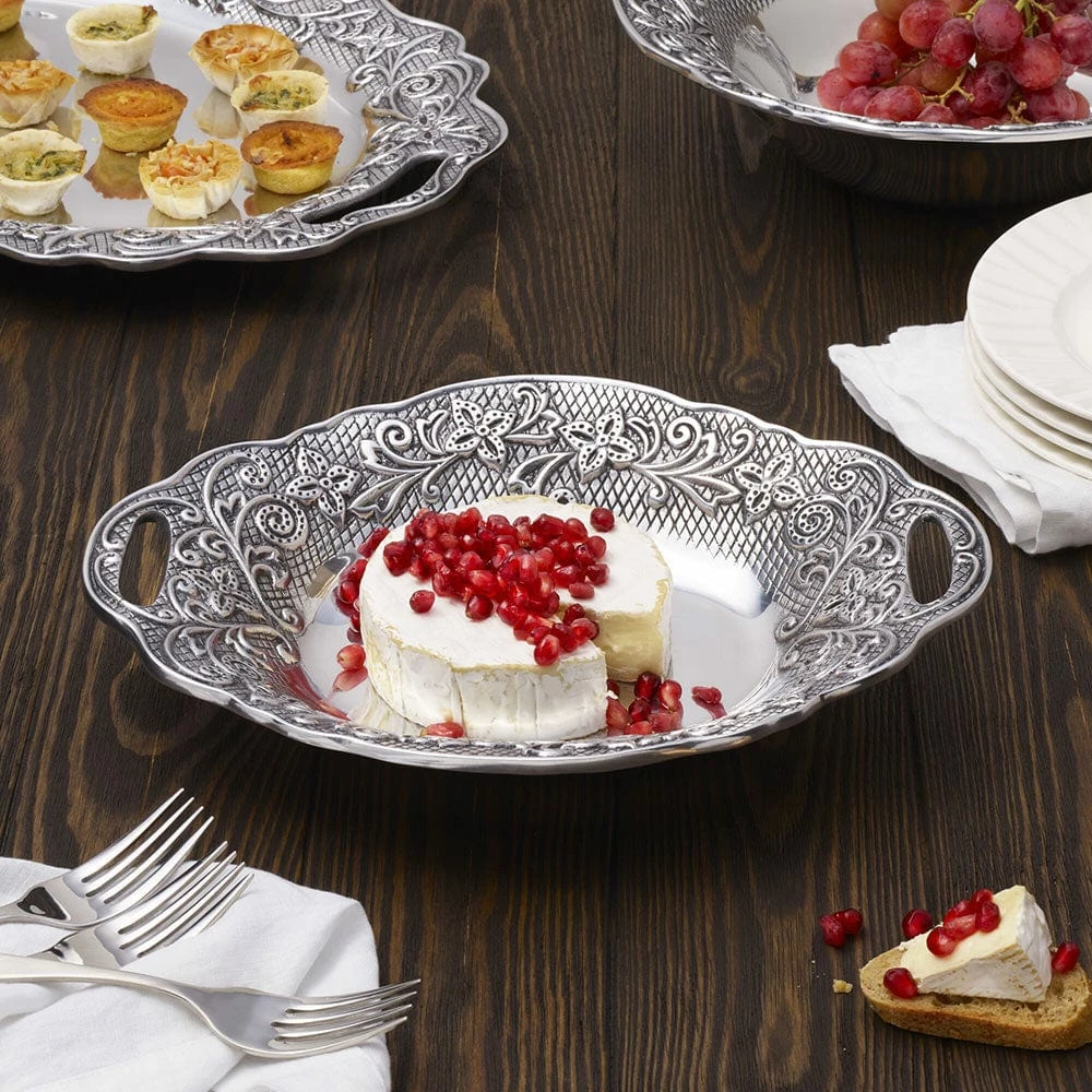 Cheap 🔔 Wilton Armetale® English Cottage Small Handled Bowl ✨ - Image 2