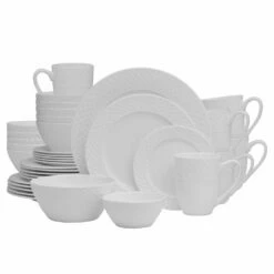 Brand new 😉 Mikasa® Trellis White 36 Piece Dinnerware Set, Service for 6 ✔️